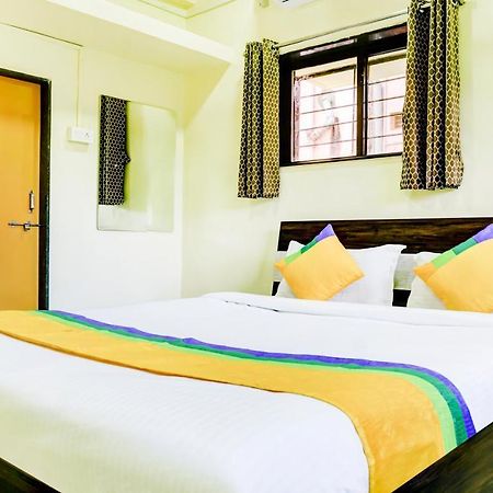 Hotel Bestow Inn Koregaon Park Pune -Near Osho Ashram Exterior photo